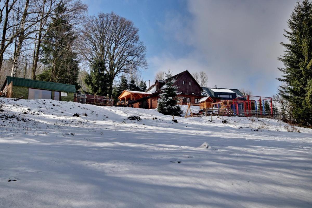 Penzion Harry Na Sjezdovce Krkonose Vysoke nad Jizerou Exterior photo